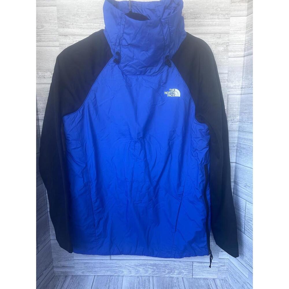 The North Face Women’s Jacket Small Blue Black Pullover Hooded Windbreaker Renew